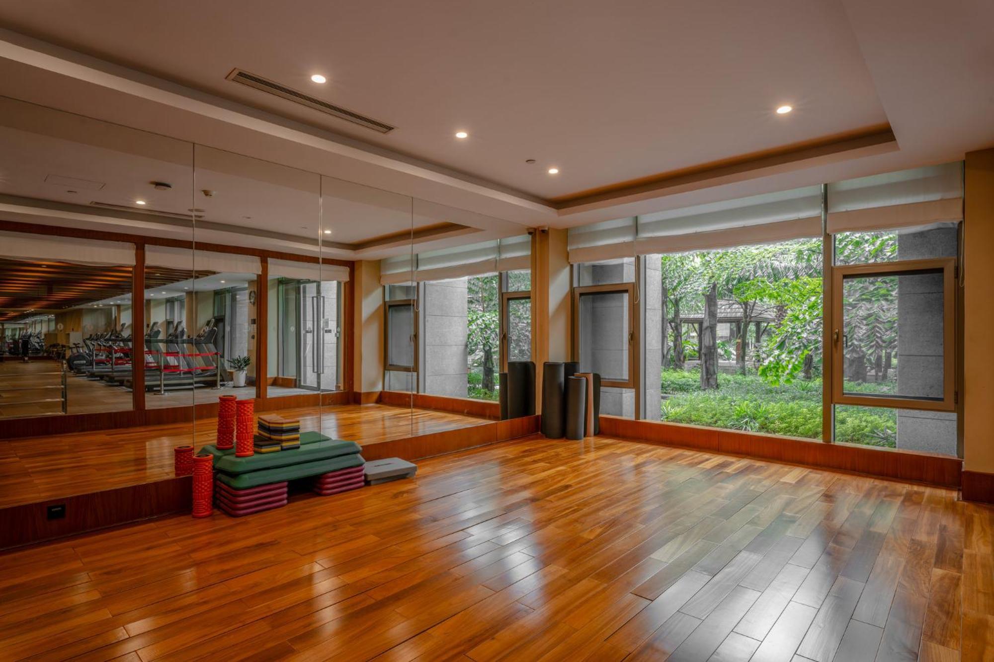 Отель Intercontinental Kunming By Ihg Экстерьер фото