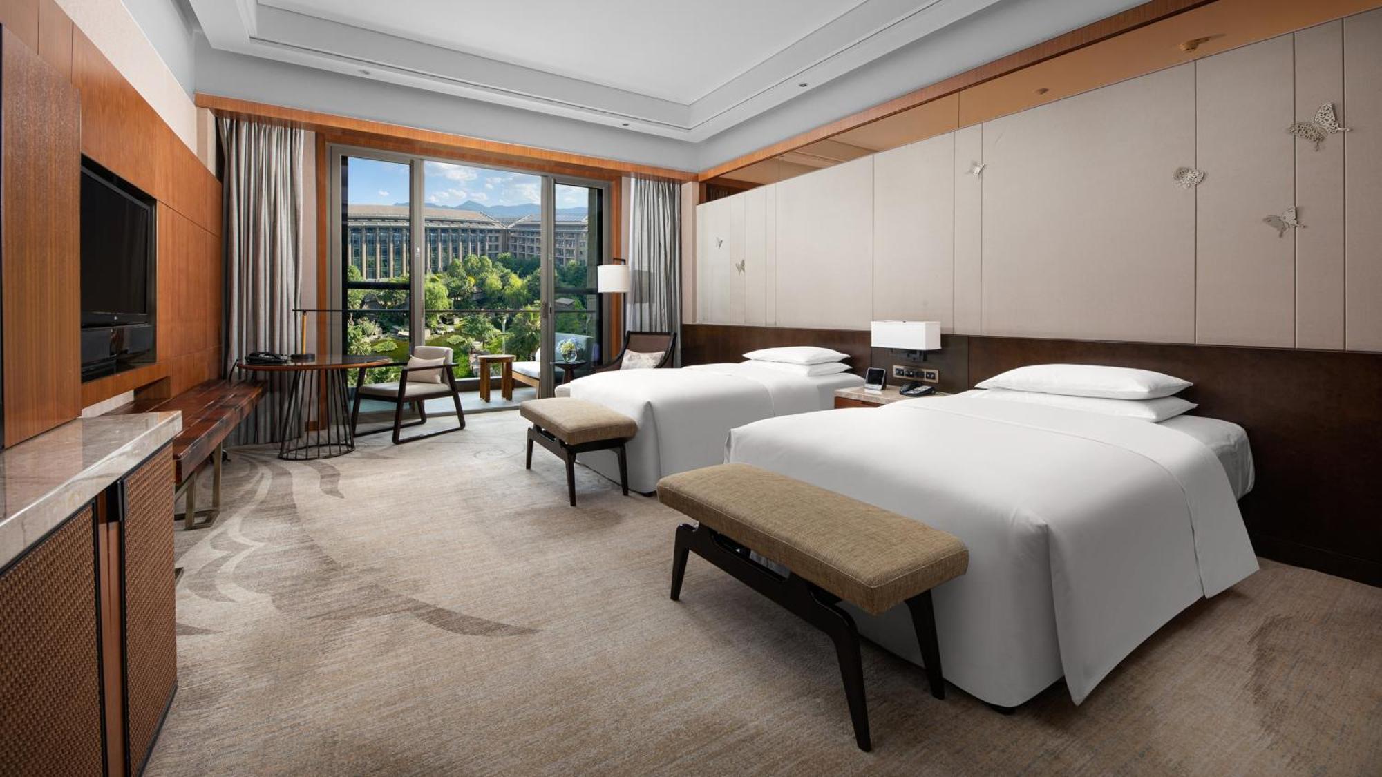 Отель Intercontinental Kunming By Ihg Экстерьер фото